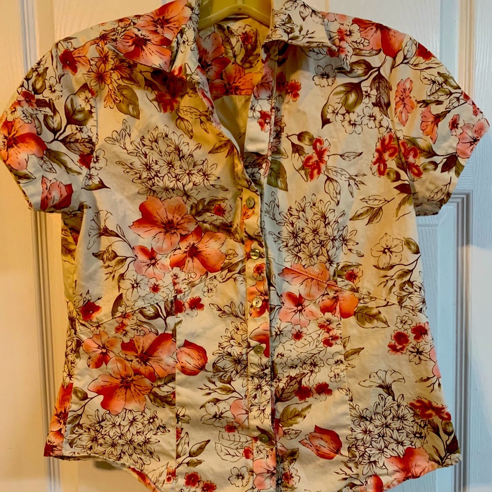 Ladies floral Hawaiian blouse xsmall